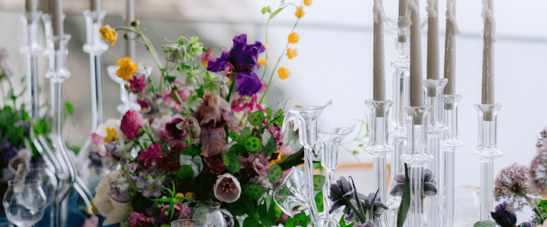 Gwen Collection by Gabriela Seres – modern hand-blown glass candelabra with sleek architectural lines, crafted in Bucharest.